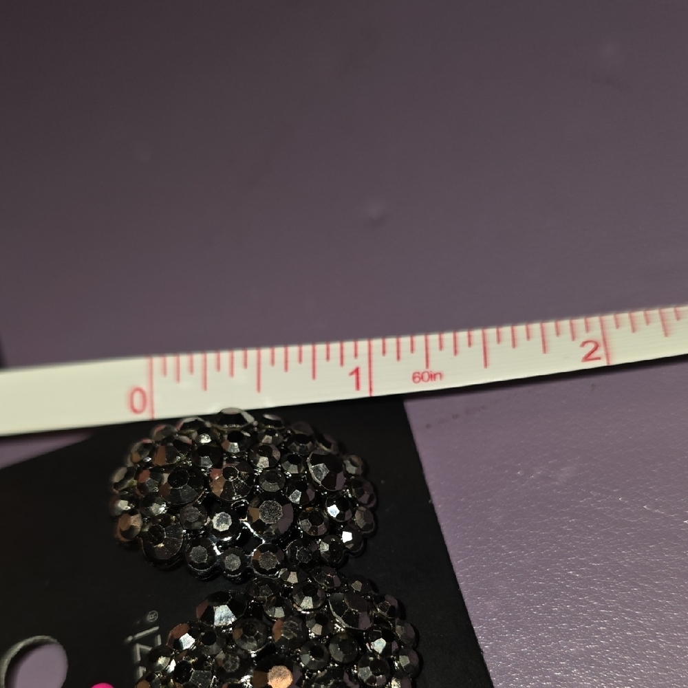 BUNDLE ANY 2, PAY ONE PRICE. Black Crystal Earrings - Picture 3 of 3